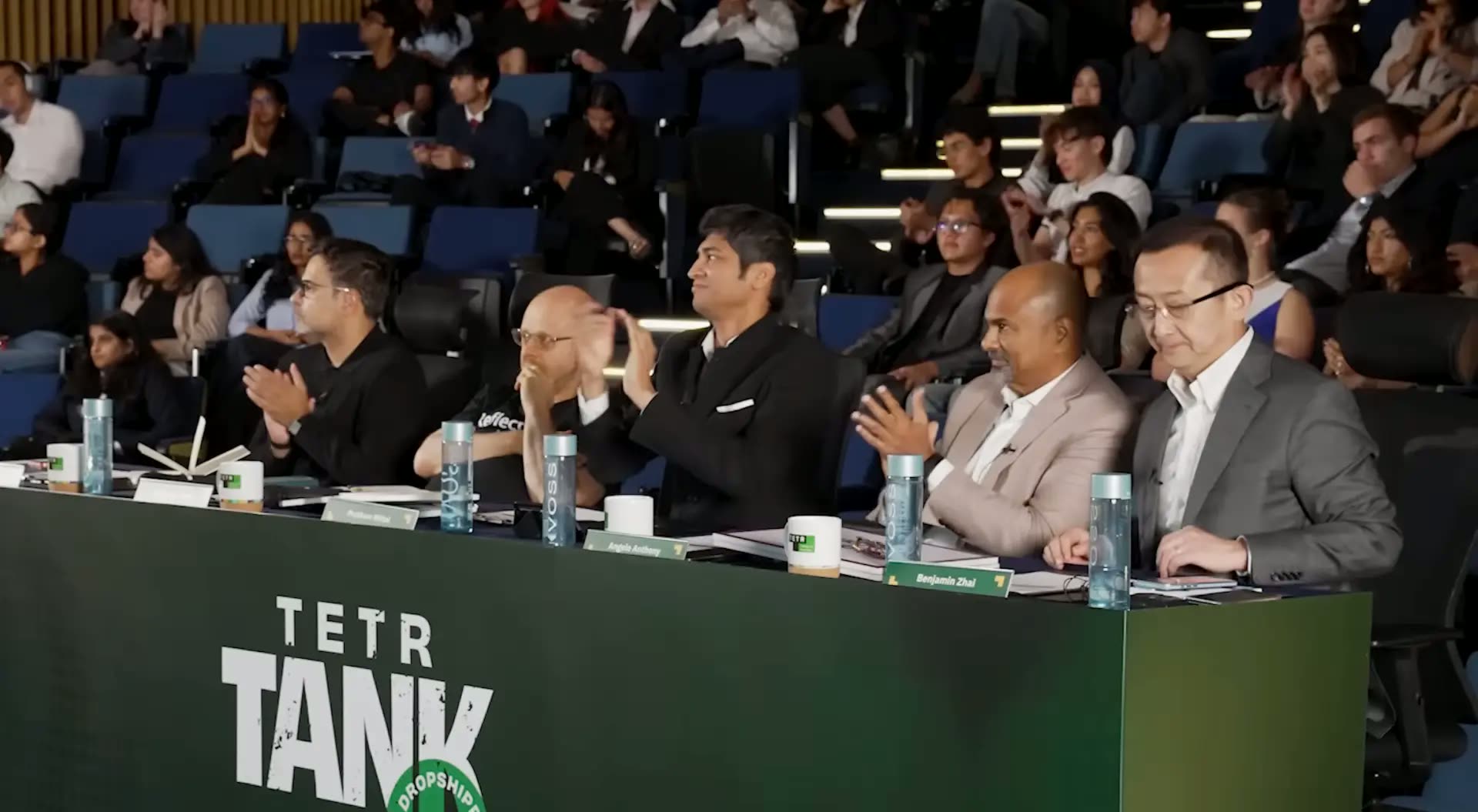 TETR Tank judges panel applauding